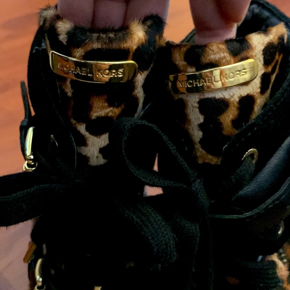 Michal Kors Skid Leopard print wedge - Picture 6 of 7